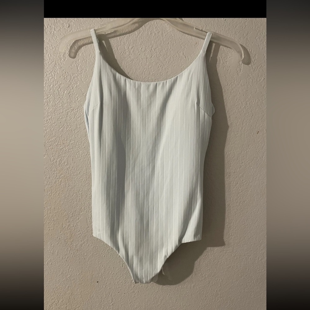 Lululemon Women's Light Blue One-Piece Swimsuit - Picture 5 of 6